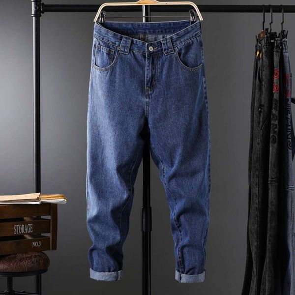 ins autumn and winter loose straight casual jeans men's youth versatile fashion simple long pants drop feeling, Blue
ins autumn and winter loose straight casual jeans men's youth versatile fashion simple long pants drop feeling, Blue