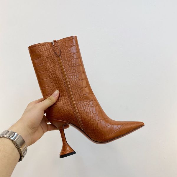 designer women's shoes luxury crocodile leather short boots fashion brand comfortable boots, Red;white
designer women's shoes luxury crocodile leather short boots fashion brand comfortable boots, Red;white