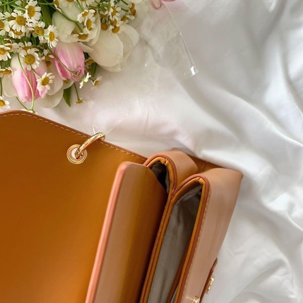 louis vutton bagfashion all-match leather shoulder bags retro simple solid color women's purse chain cream bag crossbody handbagandd1y_
louis vutton bagfashion all-match leather shoulder bags retro simple solid color women's purse chain cream bag crossbody handbagandd1y_