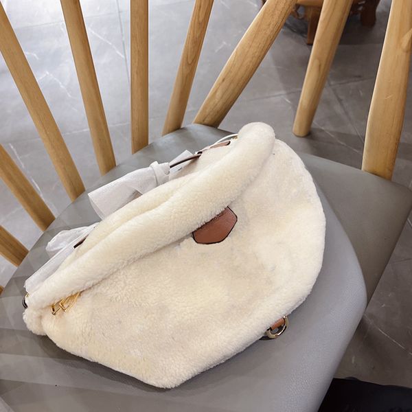 2021 fashion waist bag classic winter design chest bag women handbag purse all-match cute crossbody shoulder bags
2021 fashion waist bag classic winter design chest bag women handbag purse all-match cute crossbody shoulder bags