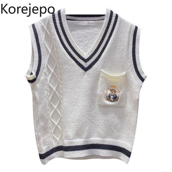 women's vests korejepo women sweater vest 2021 autumn winter korean chic retro bear embroidered v-neck female preppy style knitted, Black;white
women's vests korejepo women sweater vest 2021 autumn winter korean chic retro bear embroidered v-neck female preppy style knitted, Black;white