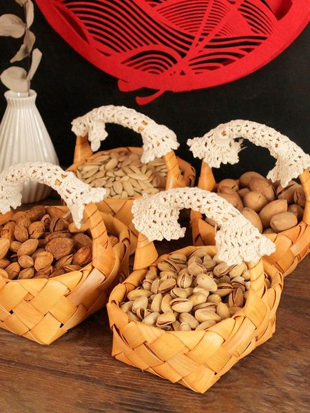 storage baskets rattan woven deskdried fruit gift box packaging high-grade empty basket bamboo
storage baskets rattan woven deskdried fruit gift box packaging high-grade empty basket bamboo