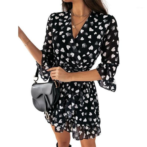 women casual half sleeves dress heart printed pattern v-neck ruffled hem one-piece black/ white women's swimwear, White;black
women casual half sleeves dress heart printed pattern v-neck ruffled hem one-piece black/ white women's swimwear, White;black