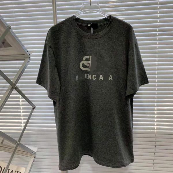 21 spring and summer new fashion paris home silver flash powder printing white simple casual two color couple short sleeves
21 spring and summer new fashion paris home silver flash powder printing white simple casual two color couple short sleeves
