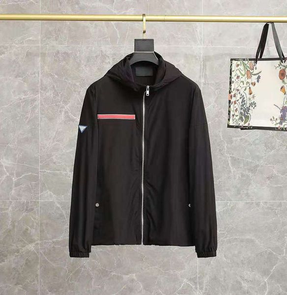 designer mens jacket hooded spring autumn style for women windbreaker coat long sleeves fashion with zippers letters printed outwears, Black;brown
designer mens jacket hooded spring autumn style for women windbreaker coat long sleeves fashion with zippers letters printed outwears, Black;brown