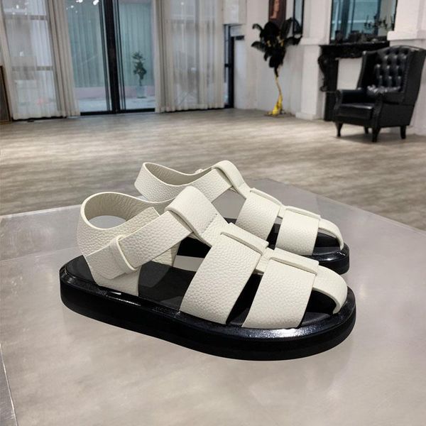 sandals summer ladies shoes 2021 quality cowhide woven comfortable platform roman casual shoes., Black
sandals summer ladies shoes 2021 quality cowhide woven comfortable platform roman casual shoes., Black