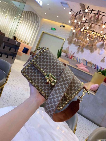 women luxurys designers bags 2021 tb organ chain strip small square litc crossbody bag totes designer handbag purse wallet handbags tote qyb
women luxurys designers bags 2021 tb organ chain strip small square litc crossbody bag totes designer handbag purse wallet handbags tote qyb