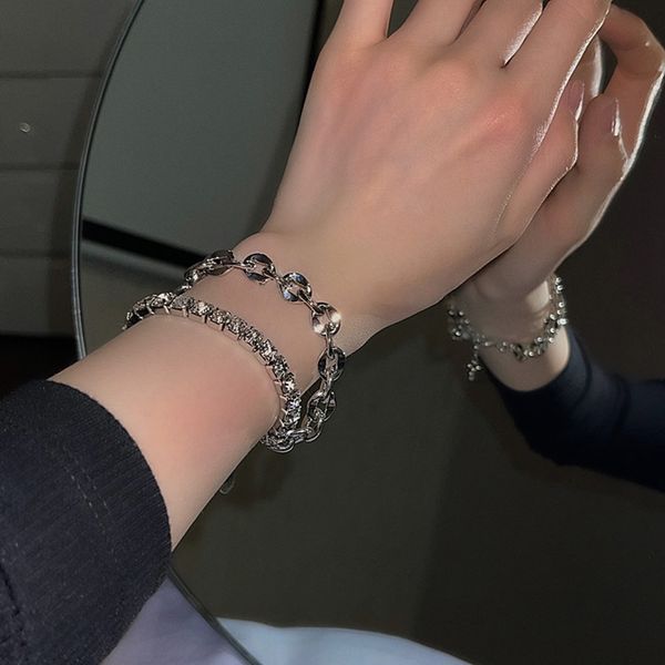 korean diamond inlaid double-layer bracelet women's indifference metal bracelet personality temperament high sense hand decoration, Black 
korean diamond inlaid double-layer bracelet women's indifference metal bracelet personality temperament high sense hand decoration, Black