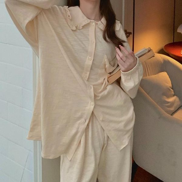 women's sleepwear comfortable and loose lotus leaf collar leisure band mouth home suit, Black;red
women's sleepwear comfortable and loose lotus leaf collar leisure band mouth home suit, Black;red