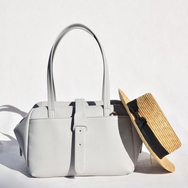 evening bags 2021 large-capacity handbag casual all-go shoulder bag fashionable luxury pu cross-body female
evening bags 2021 large-capacity handbag casual all-go shoulder bag fashionable luxury pu cross-body female