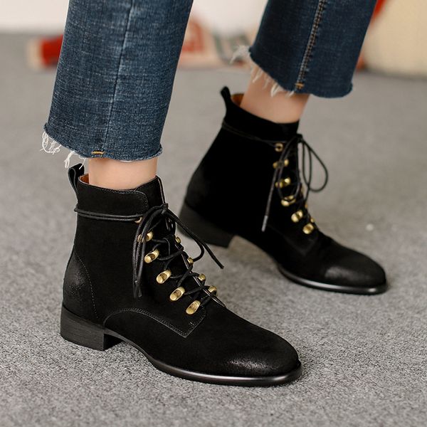Women Shoes 2021 Autumn Winter Genuine Leather Female Short Boots Suede Women Booties British Lace Retro Trend Women Naked Boots, Black
Women Shoes 2021 Autumn Winter Genuine Leather Female Short Boots Suede Women Booties British Lace Retro Trend Women Naked Boots, Black
