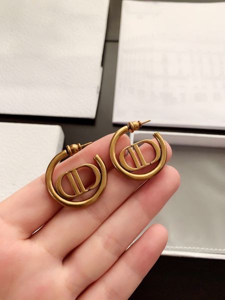 special offer 70% off luxury jewelry gold frosted old letter circle fashionable earrings star same super texture 925 silver needle, Golden;silver
special offer 70% off luxury jewelry gold frosted old letter circle fashionable earrings star same super texture 925 silver needle, Golden;silver