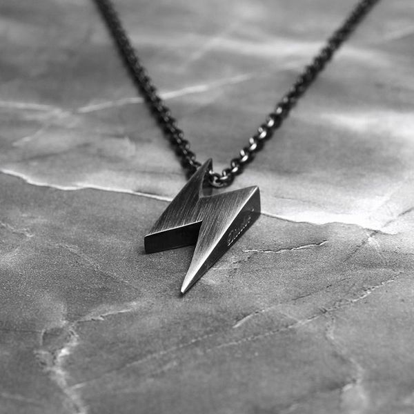 pendant necklaces di necklace men's trendy hip-hop japanese niche simple wild street fashion brand clavicle chain retro, Silver
pendant necklaces di necklace men's trendy hip-hop japanese niche simple wild street fashion brand clavicle chain retro, Silver