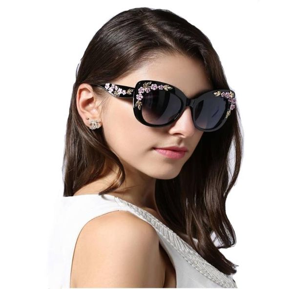 sunglasses 2021 luxury queen cat eye for women rose flower vintage girls oversize brand design sun glasses, White;black
sunglasses 2021 luxury queen cat eye for women rose flower vintage girls oversize brand design sun glasses, White;black