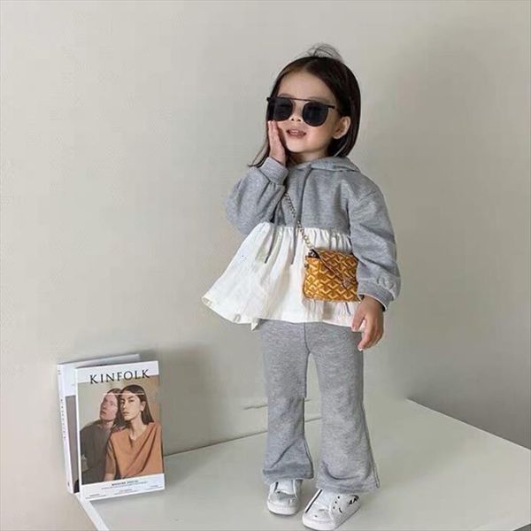 autumn girls suit childrens clothing korean fashion long sleeved cotton plaid wide leg pants two piece 2 7y, White
autumn girls suit childrens clothing korean fashion long sleeved cotton plaid wide leg pants two piece 2 7y, White