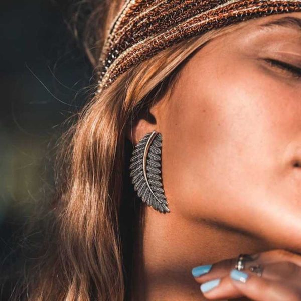 dangle & chandelier huangtang punk big leaf metal stud earrings for women vintage silver color feather fashion wing jewelry accessories
dangle & chandelier huangtang punk big leaf metal stud earrings for women vintage silver color feather fashion wing jewelry accessories
