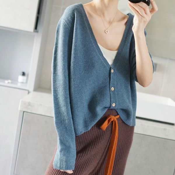 2021 winter women jackets v-neck loose cardigans 100% wool knitted sweater for female long sleeve fashion jlr5, White;black
2021 winter women jackets v-neck loose cardigans 100% wool knitted sweater for female long sleeve fashion jlr5, White;black