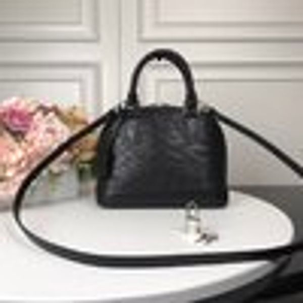 libobo6_1 uy8e m40301 backpacks handbags iconic handles shoulder bags totes cross body bag clutches evening oxidized leather business, Red;black
libobo6_1 uy8e m40301 backpacks handbags iconic handles shoulder bags totes cross body bag clutches evening oxidized leather business, Red;black