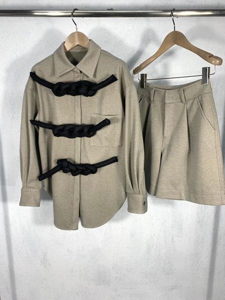 women's two piece pants 2021 ladies fashion suit hand-knotted pocket shirt jacket + 2-piece 1123, White
women's two piece pants 2021 ladies fashion suit hand-knotted pocket shirt jacket + 2-piece 1123, White