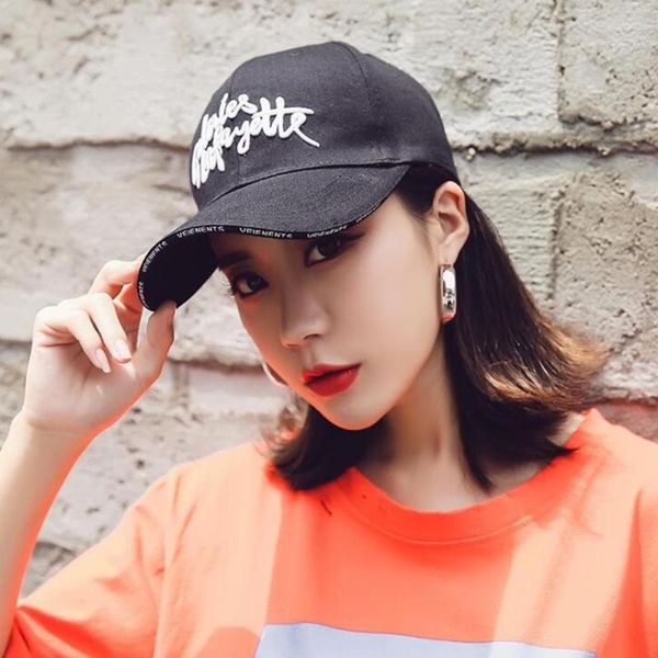 visors dsstyles korean duck tongue baseball cap fashion wild sunshade couple, Blue;gray
visors dsstyles korean duck tongue baseball cap fashion wild sunshade couple, Blue;gray