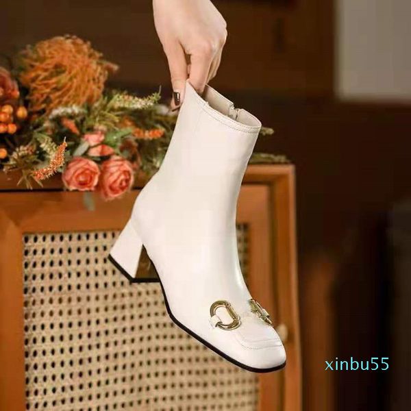 autumn and winter fashion show womens boots platform designer boot cowhide leather black thick heel woman bootss size 35-39
autumn and winter fashion show womens boots platform designer boot cowhide leather black thick heel woman bootss size 35-39