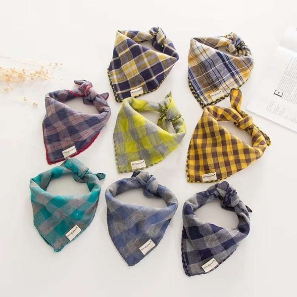 children's triangle pure cotton spring saliva girl's baby boy's autumn and winter mini square scarf, Blue;black
children's triangle pure cotton spring saliva girl's baby boy's autumn and winter mini square scarf, Blue;black