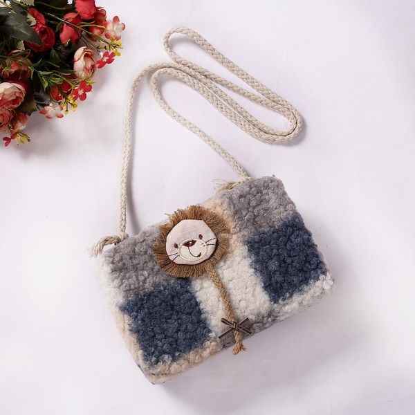 shoulder bags 2021 women ladies crossbody bag tote purse autumn winter girl plush cute small handbag messenger satchel
shoulder bags 2021 women ladies crossbody bag tote purse autumn winter girl plush cute small handbag messenger satchel