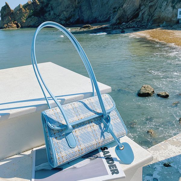 handbag bag female 2021 summer fashion lattice portable small square versatile one shoulder armpit
handbag bag female 2021 summer fashion lattice portable small square versatile one shoulder armpit