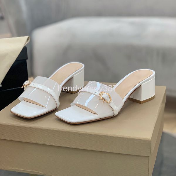 slippers sandals fairy style summer elegant transparent strip comfortable thick heels high women's fashion single shoes, Black
slippers sandals fairy style summer elegant transparent strip comfortable thick heels high women's fashion single shoes, Black