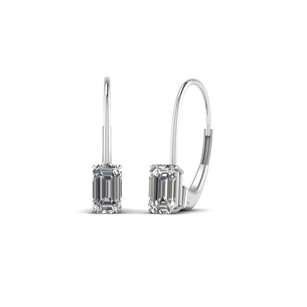 hoop & huggie simple classic square white zircon earrings for women trendy silver color female jewelry wedding party accessories gifts, Golden;silver
hoop & huggie simple classic square white zircon earrings for women trendy silver color female jewelry wedding party accessories gifts, Golden;silver