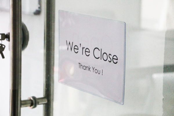a3 wall mount sign holder reusable self adhesive tape plastic clear paper document menu office poster holders ad flyer display
a3 wall mount sign holder reusable self adhesive tape plastic clear paper document menu office poster holders ad flyer display