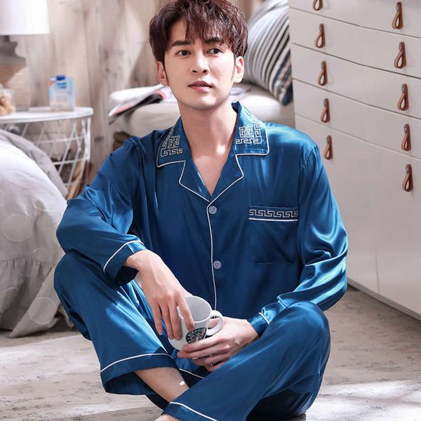 ice pajamas spring and autumn long sleeve loose suit thin large cardigan silk men's home wear, Black;brown
ice pajamas spring and autumn long sleeve loose suit thin large cardigan silk men's home wear, Black;brown