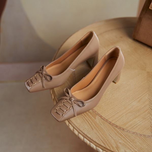 women stiletto med heels pumps square toe genuine leather pumps butterfly knot pumps ladies elegant cozy shoes 2021 spring new, Black
women stiletto med heels pumps square toe genuine leather pumps butterfly knot pumps ladies elegant cozy shoes 2021 spring new, Black