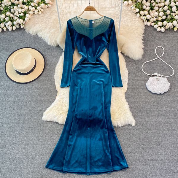 autumn winter women casual dresses black/blue/red velvet party long dress women elegant mesh patchwork long sleeve high waist mermaid robe n, Black;gray
autumn winter women casual dresses black/blue/red velvet party long dress women elegant mesh patchwork long sleeve high waist mermaid robe n, Black;gray
