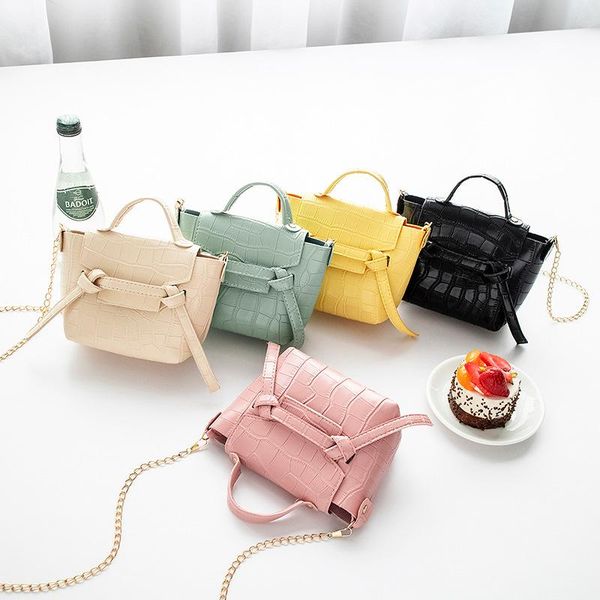 evening bags 2021 summer ladies trendy fashion all-match chain shoulder handbag simple texture net red messenger bag
evening bags 2021 summer ladies trendy fashion all-match chain shoulder handbag simple texture net red messenger bag