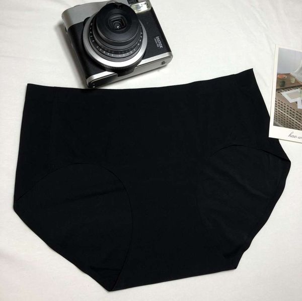 panties ice silk seamless underwear women's pure cotton bacterial modal large size fat warm palace hip low waist, Black;pink
panties ice silk seamless underwear women's pure cotton bacterial modal large size fat warm palace hip low waist, Black;pink