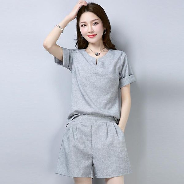 women's tracksuits 2021 summer fresh cotton and linen two piece set plus size o-neck short-sleeve loose casual shorts 2 women 197, Gray
women's tracksuits 2021 summer fresh cotton and linen two piece set plus size o-neck short-sleeve loose casual shorts 2 women 197, Gray