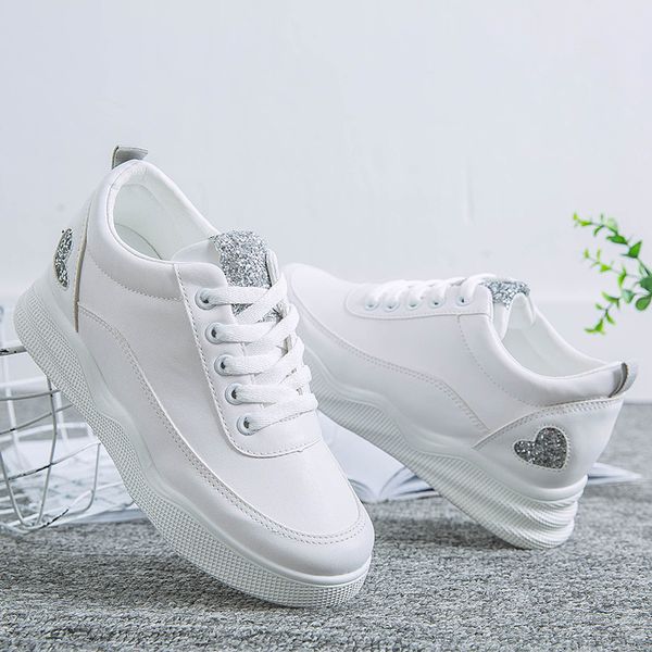 spring female student athleisure shoe burst inside raise thick sole running trend in koreaqq
spring female student athleisure shoe burst inside raise thick sole running trend in koreaqq