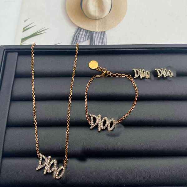 dio/christian d necklace letter cd full diamond clavicle chain di family exquisite and small daily versatile light earrings, Red;brown
dio/christian d necklace letter cd full diamond clavicle chain di family exquisite and small daily versatile light earrings, Red;brown