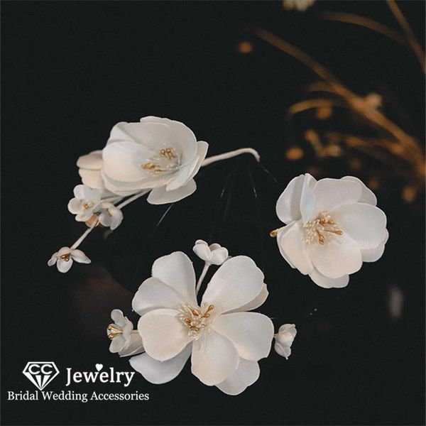 hair clips & barrettes hairgrips wedding accessories for women bridesmaids hairwear engagement jewelry 3 pcs flower shape hairpins an253, Golden;silver
hair clips & barrettes hairgrips wedding accessories for women bridesmaids hairwear engagement jewelry 3 pcs flower shape hairpins an253, Golden;silver