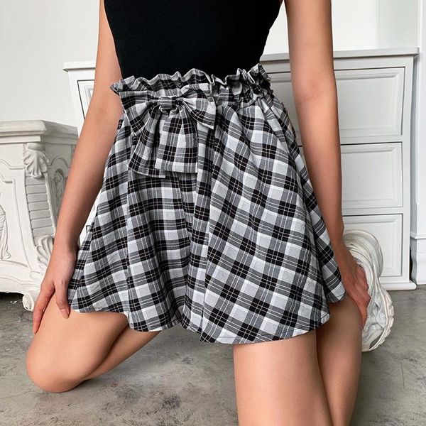 women's shorts 2021 harajuku high waist plaid with bowknot retro women casual streetwear short bottom, White;black
women's shorts 2021 harajuku high waist plaid with bowknot retro women casual streetwear short bottom, White;black