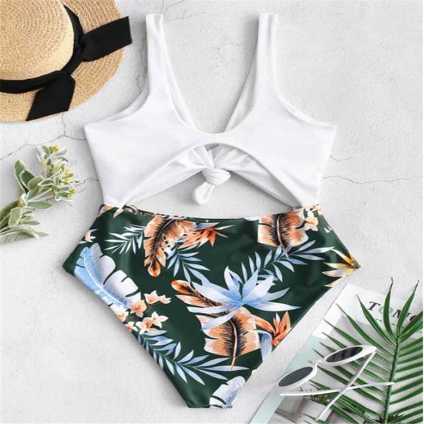 2021 one piece swimsuit female floral women swimwear push up bathing suits bodysuits beach wear deep v-neck ruffle monokini
2021 one piece swimsuit female floral women swimwear push up bathing suits bodysuits beach wear deep v-neck ruffle monokini