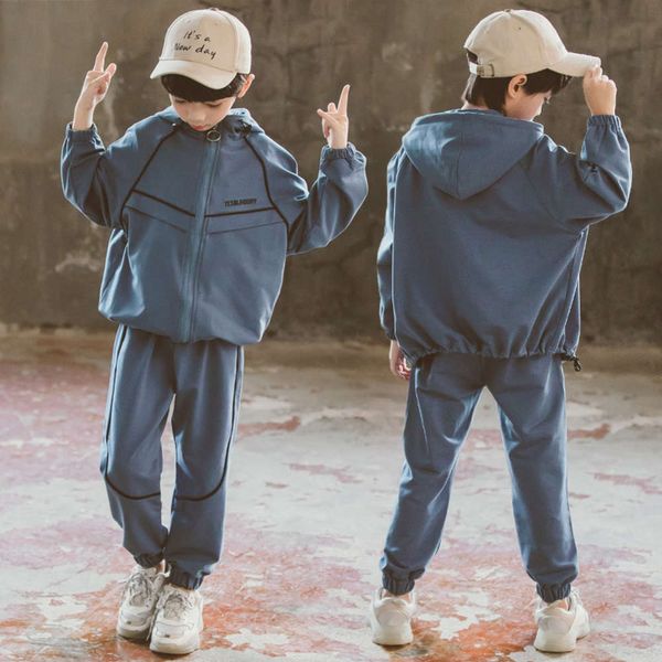 children's middle school spring new letter cardigan two piece sweater korean boys' sports suit, White
children's middle school spring new letter cardigan two piece sweater korean boys' sports suit, White