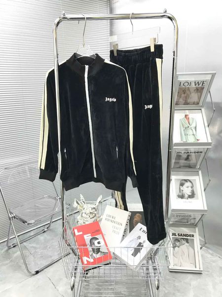 early spring 2022 new color block letter logo short sleeve tee double strand fine cotton fabric black and white ow132, Black;brown
early spring 2022 new color block letter logo short sleeve tee double strand fine cotton fabric black and white ow132, Black;brown