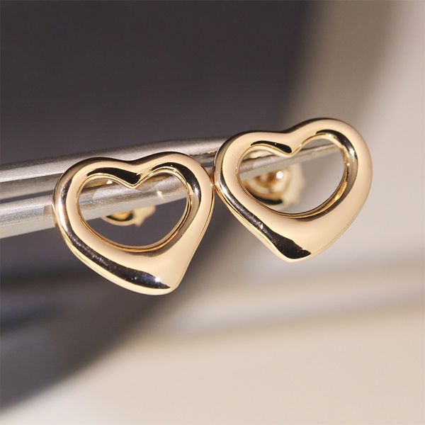 stud earrings for women 925 sterling silver t1 design stud earing engagement wedding anniversary gift wholesale jewelry, Golden;silver
stud earrings for women 925 sterling silver t1 design stud earing engagement wedding anniversary gift wholesale jewelry, Golden;silver