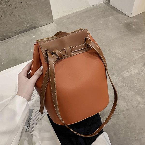 shoulder bags golden age lock star same style bag for women 2021 fashion one cross bucket
shoulder bags golden age lock star same style bag for women 2021 fashion one cross bucket