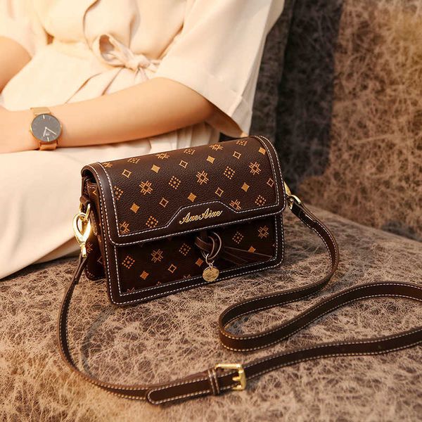 luxury handbags 2021 women's small square korean fashion versatile simple single shoulder bag
luxury handbags 2021 women's small square korean fashion versatile simple single shoulder bag