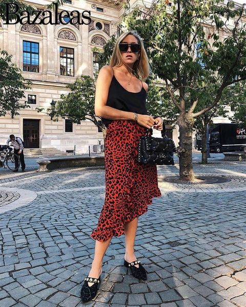 skirts 2021 france style red asymmetric leopard women knee length skirt ruffle front slim print female, Black
skirts 2021 france style red asymmetric leopard women knee length skirt ruffle front slim print female, Black