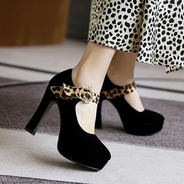 dress shoes high qaulity woman pumps 2021 summer autumn heels platform black red retro mary janes party wedding 42
dress shoes high qaulity woman pumps 2021 summer autumn heels platform black red retro mary janes party wedding 42