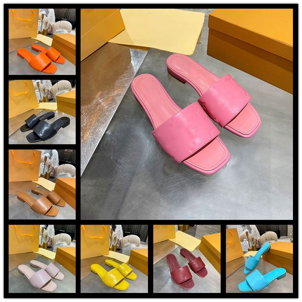 2021 summer woman beach slippers leather cartoon big head slippers flat shoes l letters woman shoes metal lock head slippers 35-41, Black
2021 summer woman beach slippers leather cartoon big head slippers flat shoes l letters woman shoes metal lock head slippers 35-41, Black